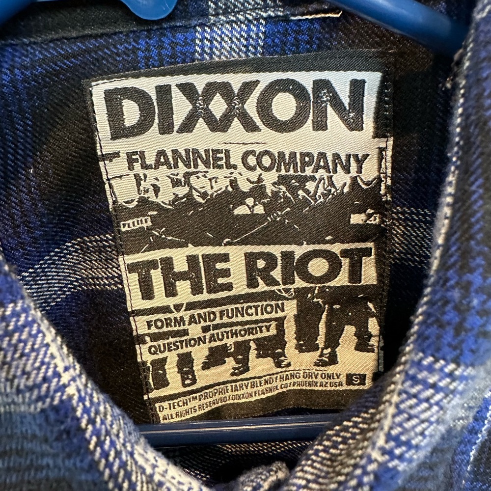 DIXXON The Riot Flannel in Blue and Black